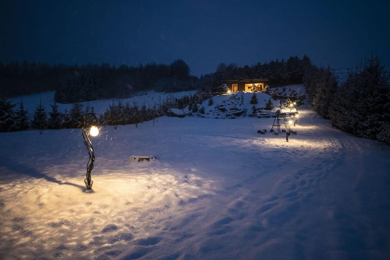 Skalny Zakatek Z Grota Solna Na Wylacznosc Lapsze Nizne Exterior photo