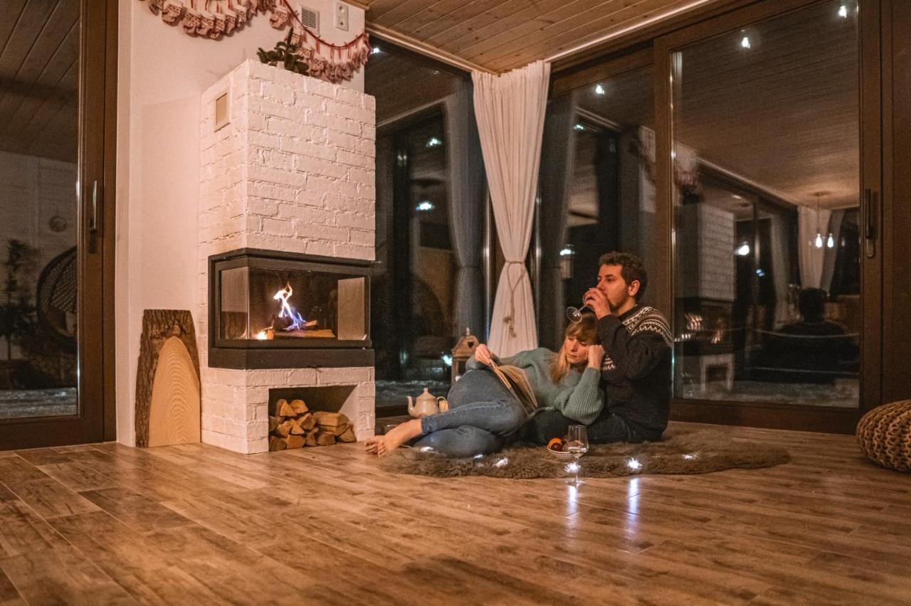 Skalny Zakatek Z Grota Solna Na Wylacznosc Lapsze Nizne Exterior photo